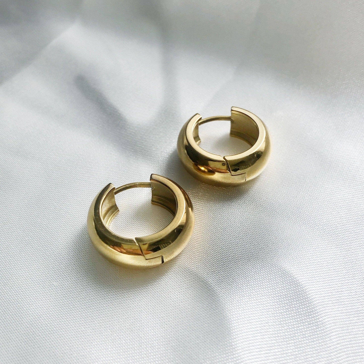 Mini Chunky Hoops
