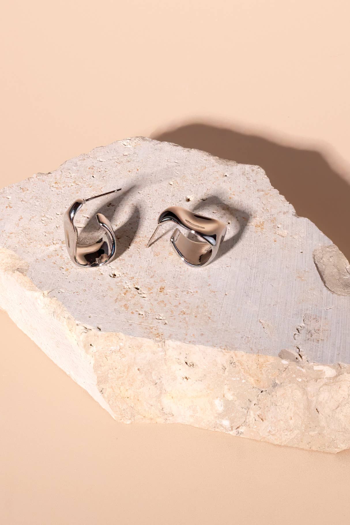 Thick Wavy Earrings