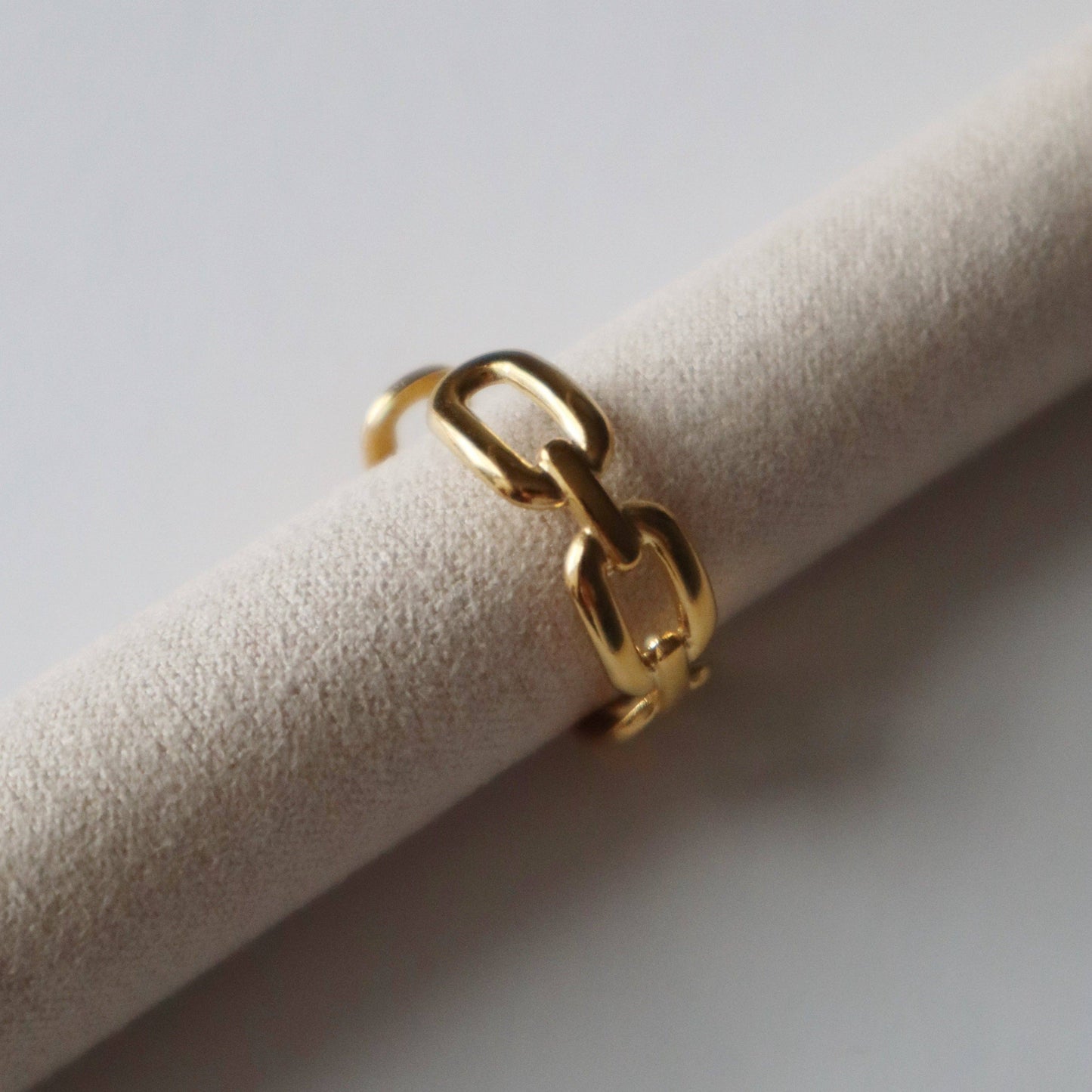 Chain Link Ring
