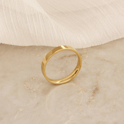 Simple Band Ring