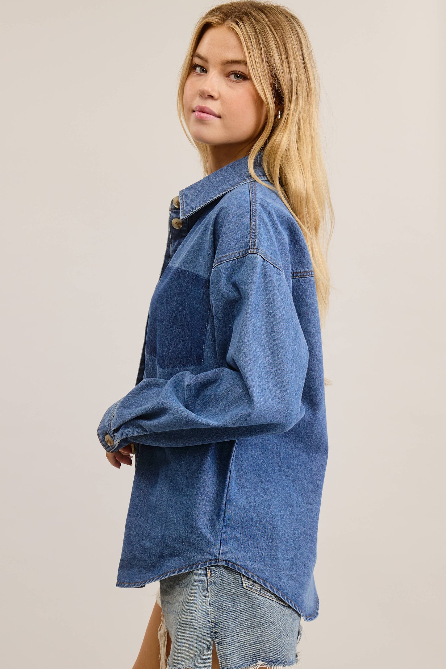 Contrast Pocket Denim Buttoned Shirt