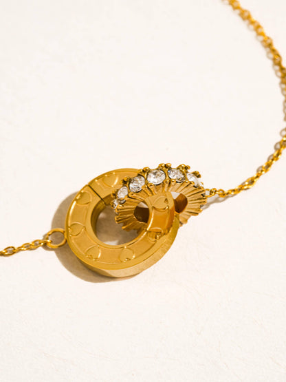 Circle Pendant Necklace