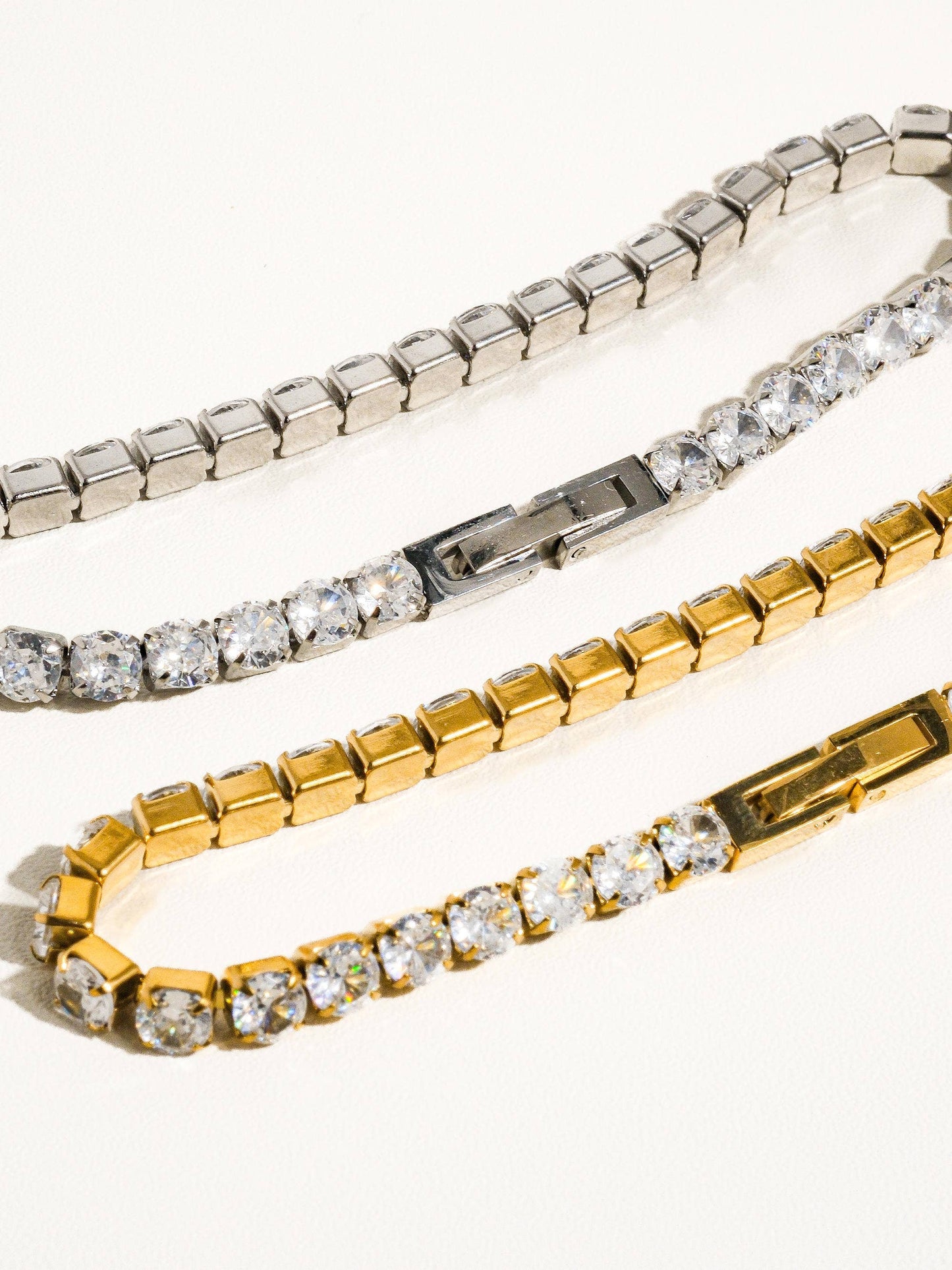 Rounded Diamond Link Bracelet